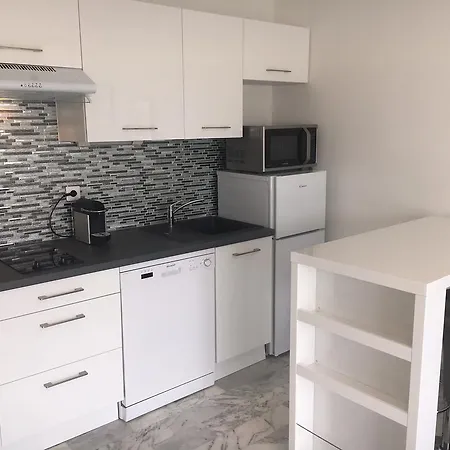 Apartment Luckey Homes - Av Marechal Juin *